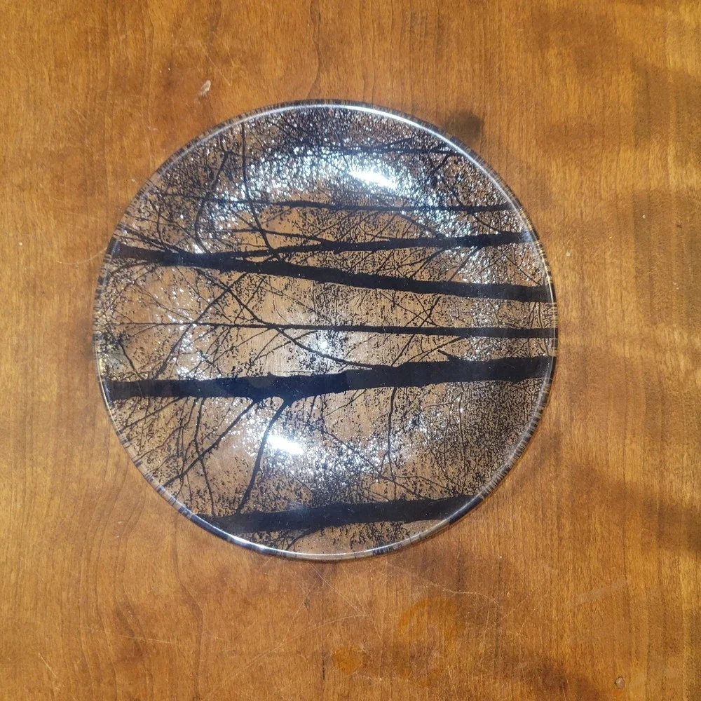 Clear Glass Plate With Dark‎ Woods Design